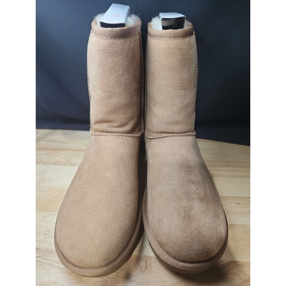 UGG classic short II Size 8 Tan - Picture 3 of 7